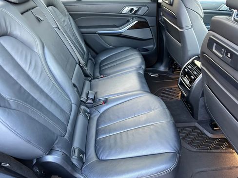 Used 2019 BMW X7 xDrive40i w/ Premium Package image 19