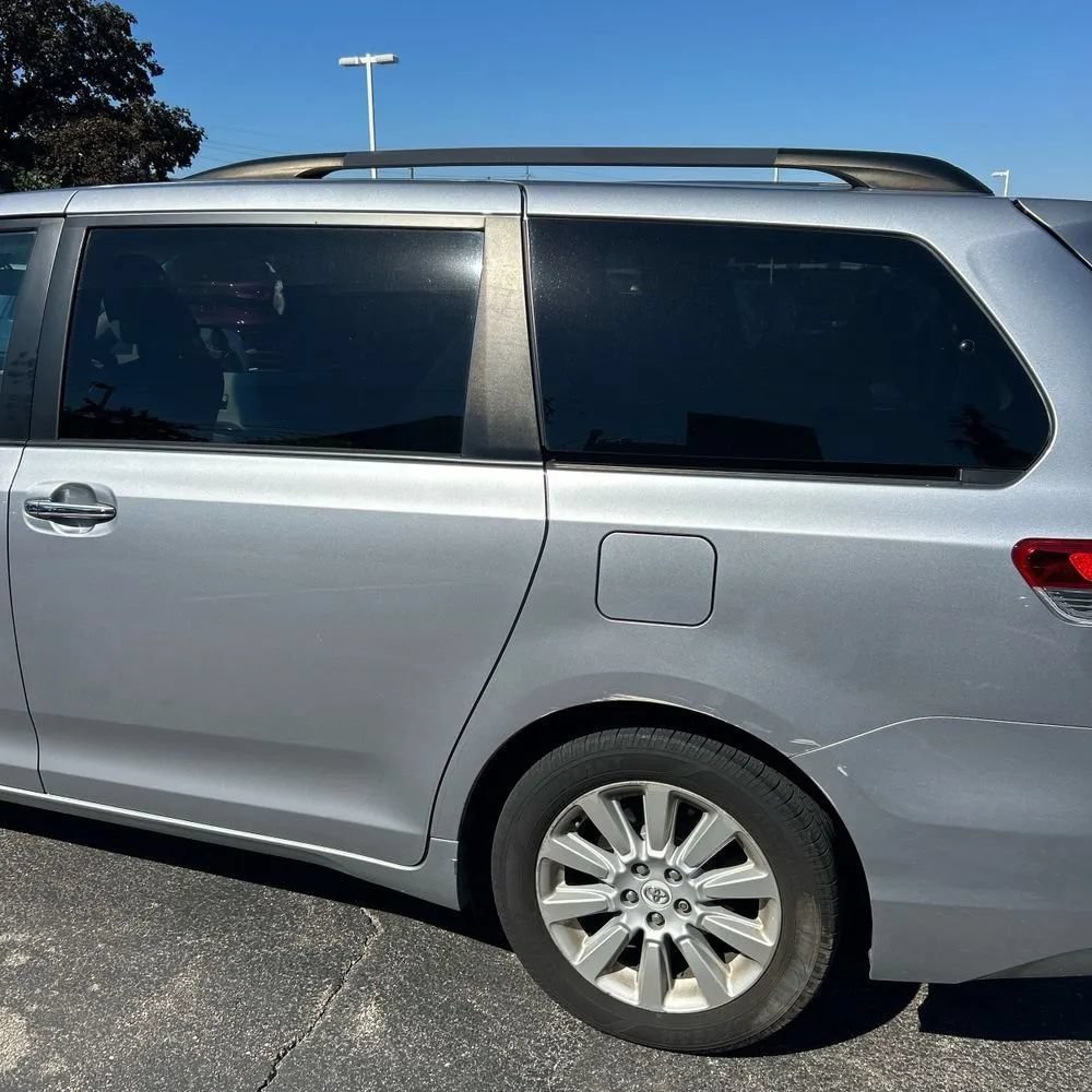 Used 2011 Toyota Sienna Limited AWD/4WD image 6