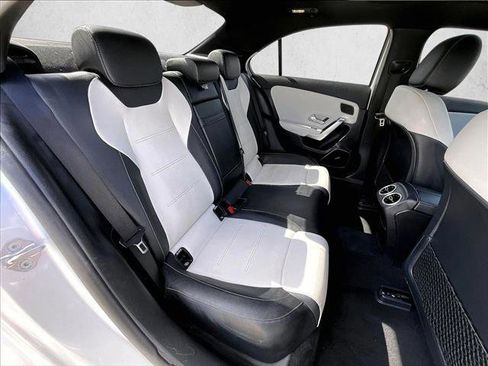 Used 2020 Mercedes-Benz A 220 4MATIC image 29