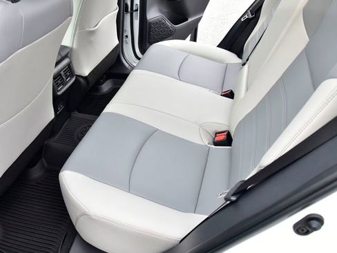 New 2025 Toyota RAV4 XLE Premium image 11