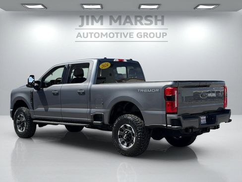 Used 2024 Ford F350 Lariat w/ Lariat Ultimate Package AWD/4WD image 4