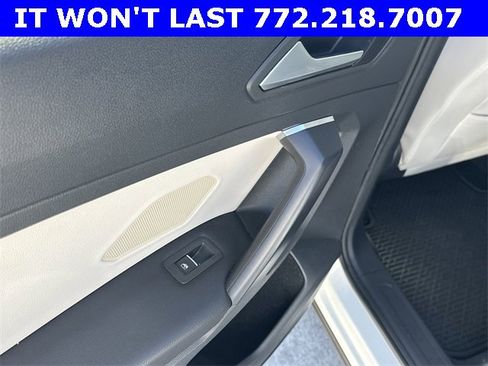 Certified 2021 Volkswagen Tiguan SEL image 32
