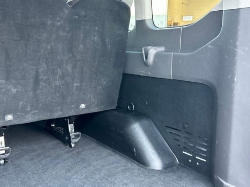 Used 2023 Ford Transit 350 XLT image 61