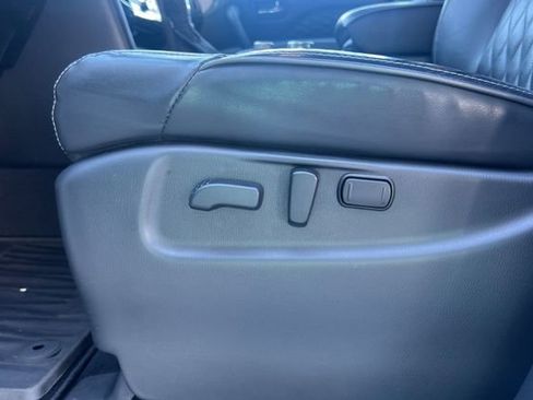 Used 2021 INFINITI QX80 Sensory w/ All-Season Package image 13