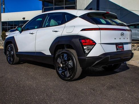 Used 2024 Hyundai Kona SE image 4