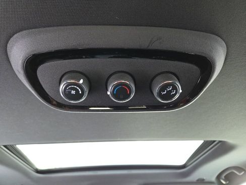 Used 2022 Dodge Durango GT image 47