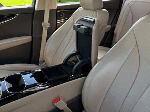 Used 2022 Lincoln Nautilus Reserve w/ Equipment Group 201A image 36