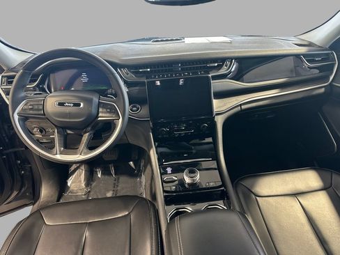 Used 2023 Jeep Grand Cherokee 4WD 4xe image 31