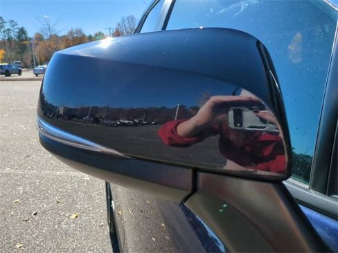 Used 2024 Toyota RAV4 XLE image 12