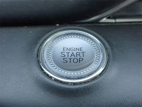 Used 2021 Genesis GV80 2.5T w/ Advanced Package 02 image 28