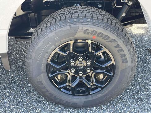 New 2026 Ford F150 Lariat AWD/4WD image 9