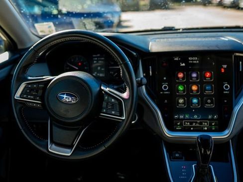 Certified 2025 Subaru Outback Premium image 6
