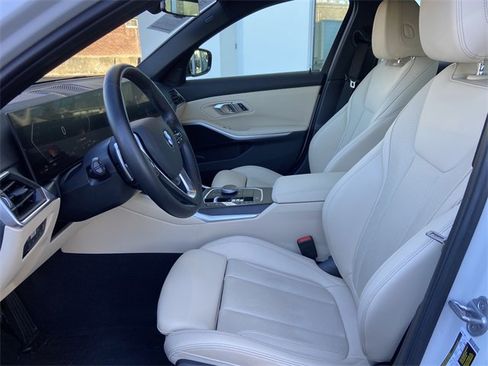 Certified 2023 BMW 330i xDrive Sedan w/ Convenience Package image 25