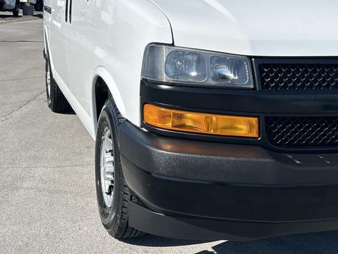 Used 2020 Chevrolet Express 2500 w/ Safety Package RWD image 11