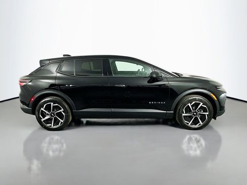 New 2026 Chevrolet Equinox EV LT image 8