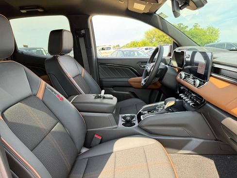 New 2026 GMC Canyon AT4 AWD/4WD image 41