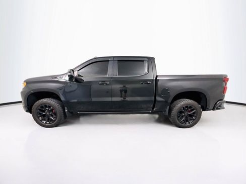 Used 2022 Chevrolet Silverado 1500 LT Trail Boss w/ LT Trail Boss Premium Package AWD/4WD image 2