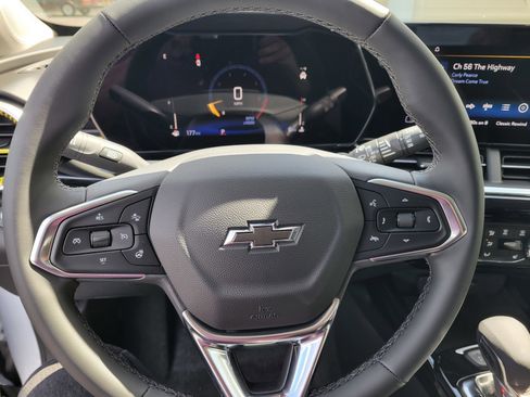 New 2026 Chevrolet Trax ACTIV w/ Driver Confidence Package FWD image 13