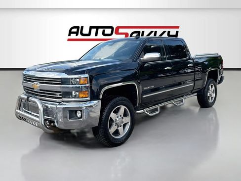 Used 2018 Chevrolet Silverado 2500 LTZ w/ LTZ Plus Package AWD/4WD image 3