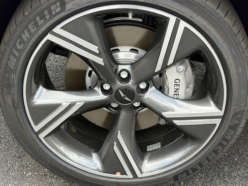 New 2026 Genesis GV80 3.5T Prestige image 11