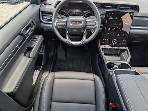 New 2027 GMC Terrain Elevation w/ Elevation Premium Package FWD image 12