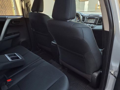 Used 2018 Toyota RAV4 LE w/ All Weather Liner Package FWD image 34
