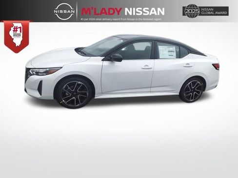 New 2025 Nissan Sentra SR image 4