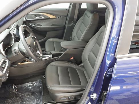 Certified 2023 Chevrolet TrailBlazer ACTIV w/ Convenience Package image 13