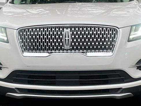 Used 2019 Lincoln MKC Premiere FWD image 3