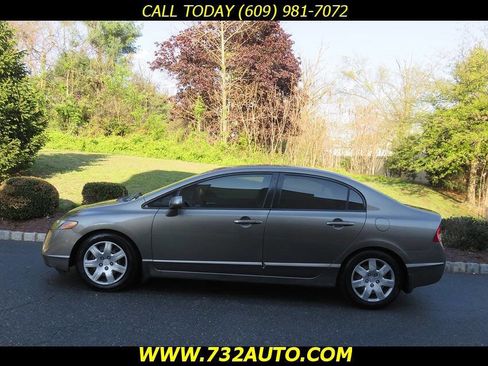 Used 2008 Honda Civic LX image 2