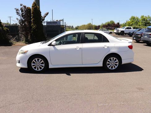 Used 2009 Toyota Corolla S FWD image 8
