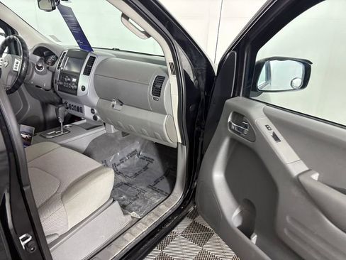 Used 2021 Nissan Frontier SV image 33