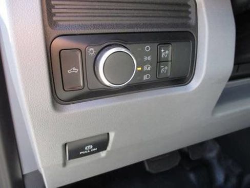 Used 2023 Ford F250 XL image 16