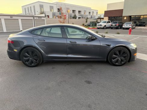 Used 2022 Tesla Model S Standard Range image 5