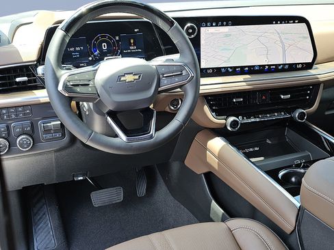 New 2026 Chevrolet Tahoe High Country AWD/4WD image 19