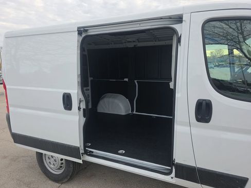 New 2025 RAM ProMaster 1500 w/ Convenience Group image 7