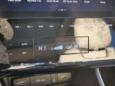 Certified 2023 Hyundai Tucson Limited image 24