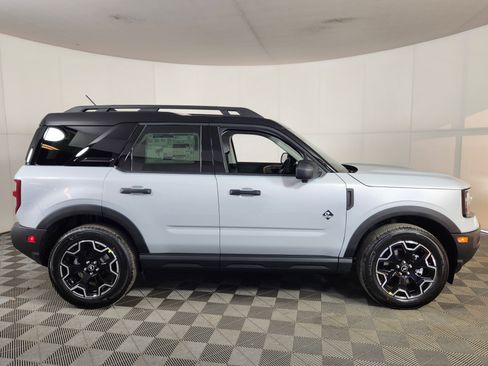New 2026 Ford Bronco Sport Outer Banks w/ Outer Banks Tech Package+ AWD/4WD image 8