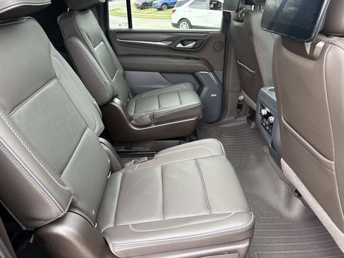 Certified 2022 GMC Yukon XL Denali w/ Denali Ultimate Package image 34