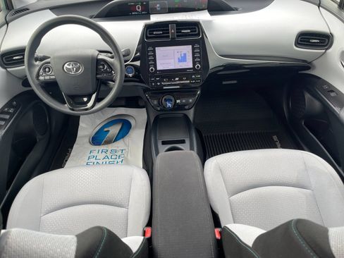 Used 2021 Toyota Prius LE FWD image 15