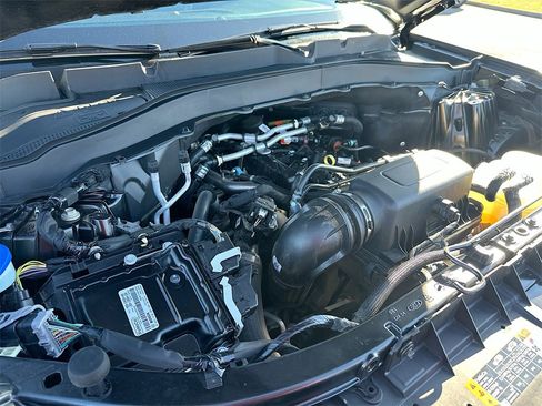 Used 2023 Ford Explorer XLT w/ Equipment Group 202A image 26