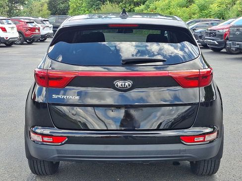 Used 2018 Kia Sportage LX AWD/4WD image 5