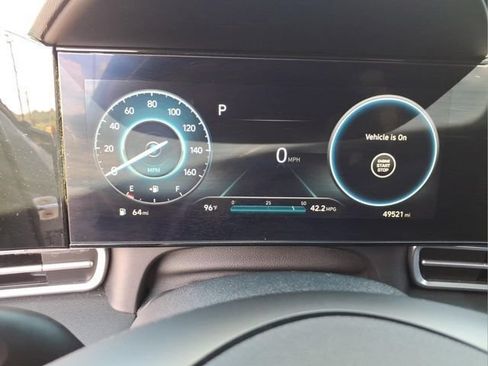Used 2023 Hyundai Elantra SEL w/ Convenience Package FWD image 21