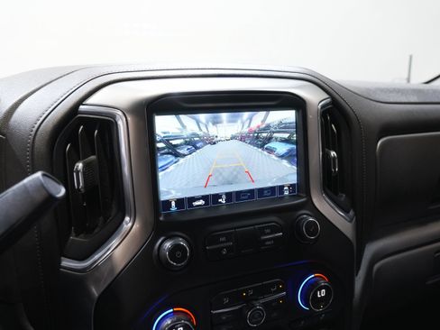 Used 2020 Chevrolet Silverado 1500 LT Trail Boss AWD/4WD image 45