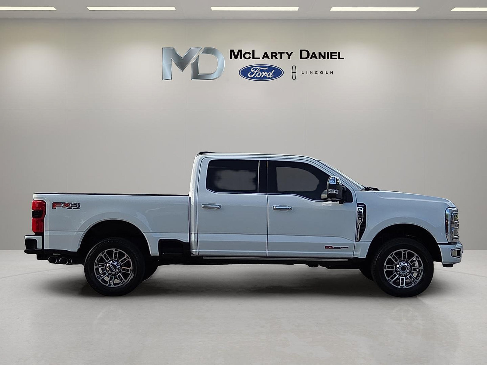 Certified 2024 Ford F250 Limited w/ FX4 Off-Road Package AWD/4WD image 6