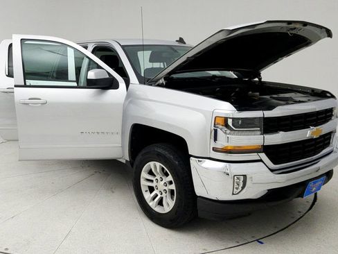 Used 2017 Chevrolet Silverado 1500 LT w/ All Star Edition RWD image 10