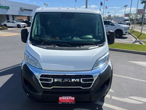 Used 2025 RAM ProMaster 2500 w/ U-Haul Equipment Group FWD image 9