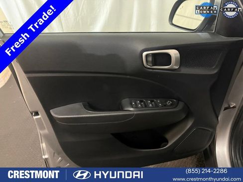 Certified 2023 Hyundai Venue SEL image 24