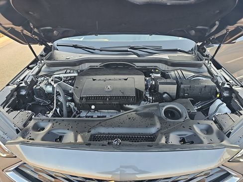 Used 2025 Acura MDX SH-AWD image 30