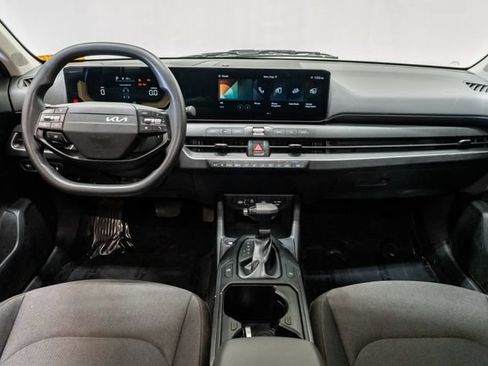 Used 2025 Kia K4 FWD image 28
